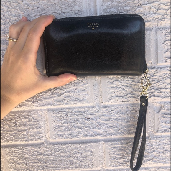 Fossil Handbags - Fossil Black Leather Zip Around Wristlet Wallet